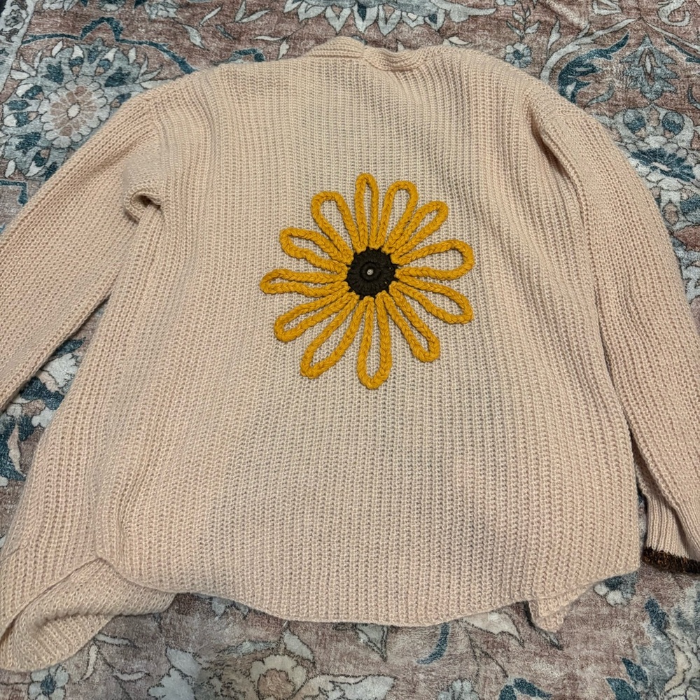 Mello Embroidered Sunflower Cardigan Medium